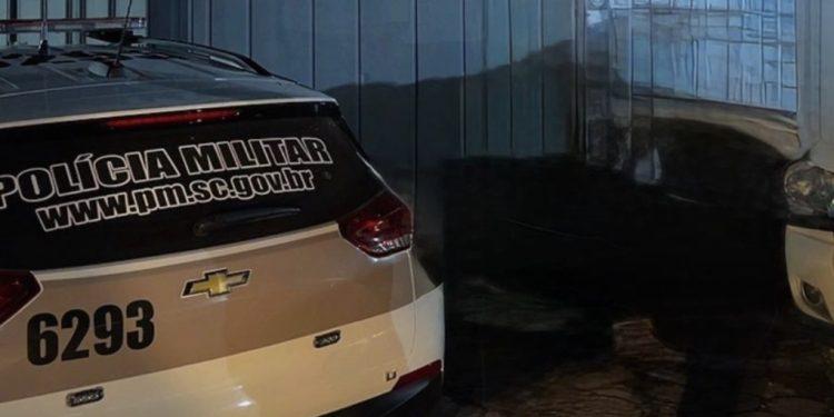 Homem com mandado por furto é preso no Centro de São João Batista