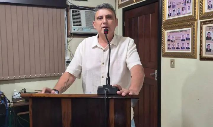 Câmara realiza 11ª sessão ordinária com participação de vereadores e secretária de Assistência Social