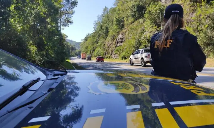 Feriadão de Tiradentes: PRF flagra milhares de infrações de trânsito nas rodovias catarinenses