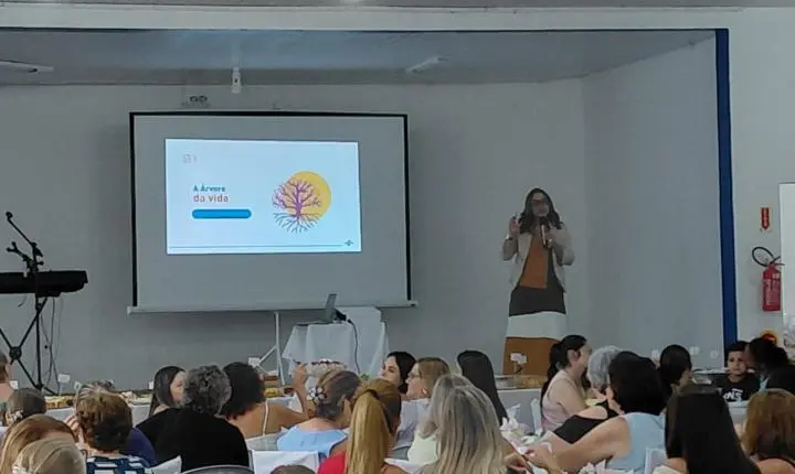 Major Gercino celebra o Dia Internacional da Mulher com homenagem, palestra e café colonial